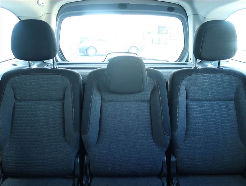 Citroën Berlingo (2015) XTR 1.6 HDi, 5Míst, ČR - fotka 10 z 17