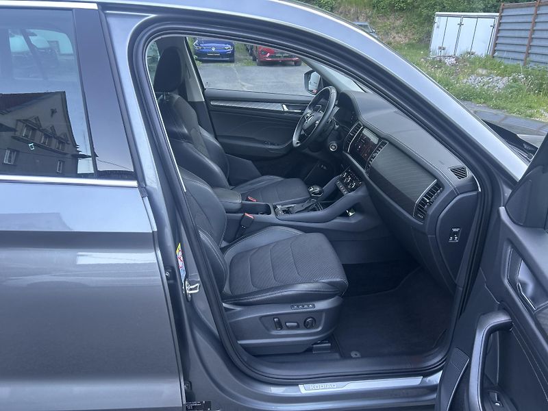 Škoda Kodiaq 2,0TDi,110kw,DSG,19ALU  - fotka 16 z 51