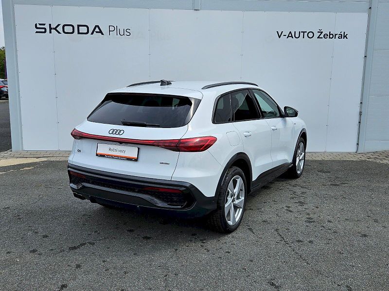Audi Q5 (2025) TDI quattro 150kW - fotka 2 z 27
