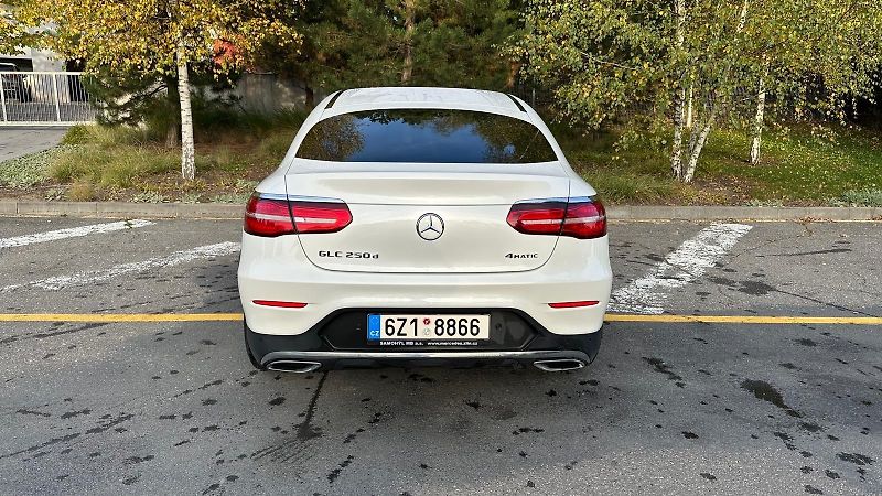Mercedes-Benz GLC (2017) Coupé 250 d 4M AIR AMG Line - fotka 8 z 18