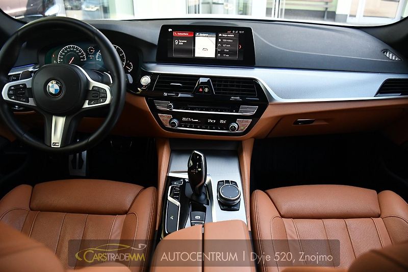 BMW Řada 5 530xD M-SPORT H&K HUD ACC PANO - fotka 17 z 51