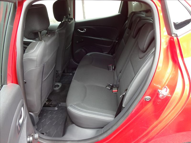 Renault Clio 1,2i16V 54kW - fotka 19 z 47