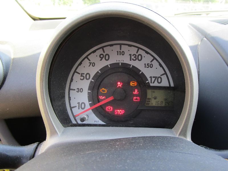 Peugeot 107 - fotka 10 z 14