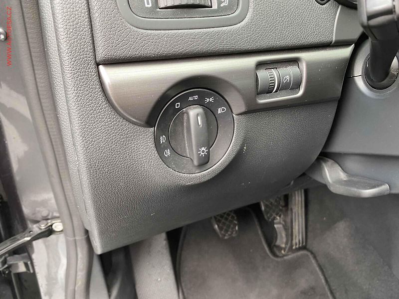 Škoda Yeti (2017) 1.4 TSi, Drive - fotka 15 z 17