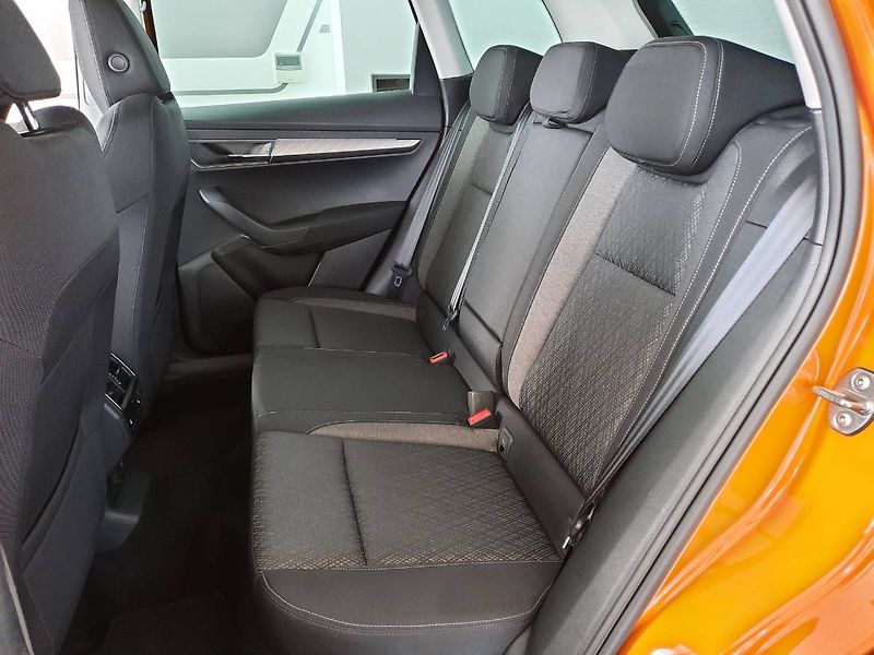 Škoda Karoq (2023) 2.0 TDI 4x4 (110kW/150k) DSG, - fotka 9 z 26