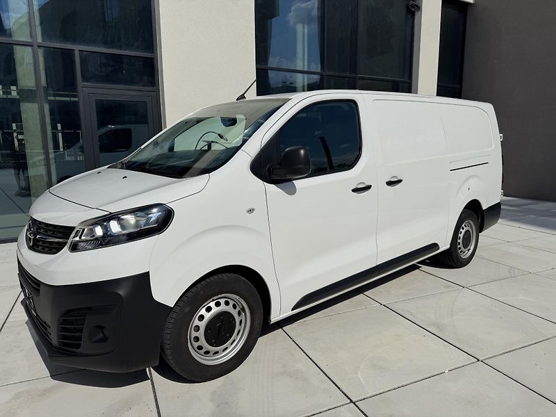 Opel Vivaro COMFORT L3H1 2.8T 1 MAJITEL  - fotka 22 z 36