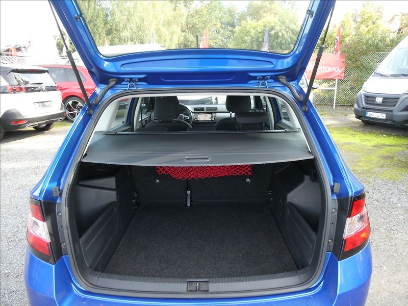 Škoda Fabia 1,0 TSi 81kW STYLE,ČR,navigace - fotka 20 z 39