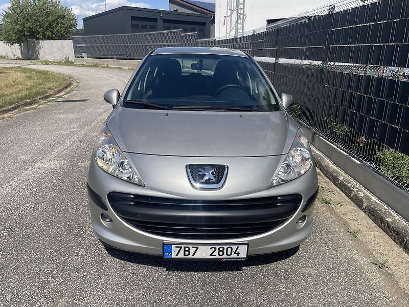 Peugeot 207 (2007) 1.4i - 67.000 km - ČR - fotka 7 z 18