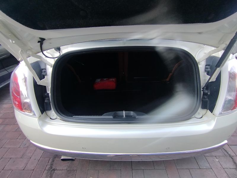Fiat 500 (2011) Cabtio 0.9 - fotka 25 z 27