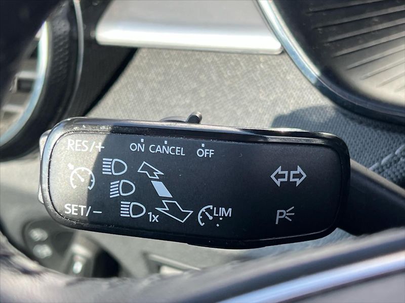 Škoda Fabia 1,0 TSi 85kW TOP SELECTION  IV - fotka 19 z 24