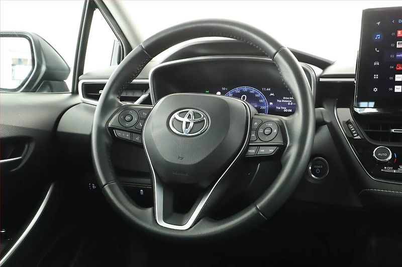 Toyota Corolla (2025) 1.8 Hybrid - fotka 8 z 16