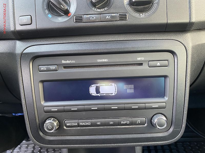 Škoda Roomster (2011) 1.2TSi, ČR, Style - fotka 17 z 18