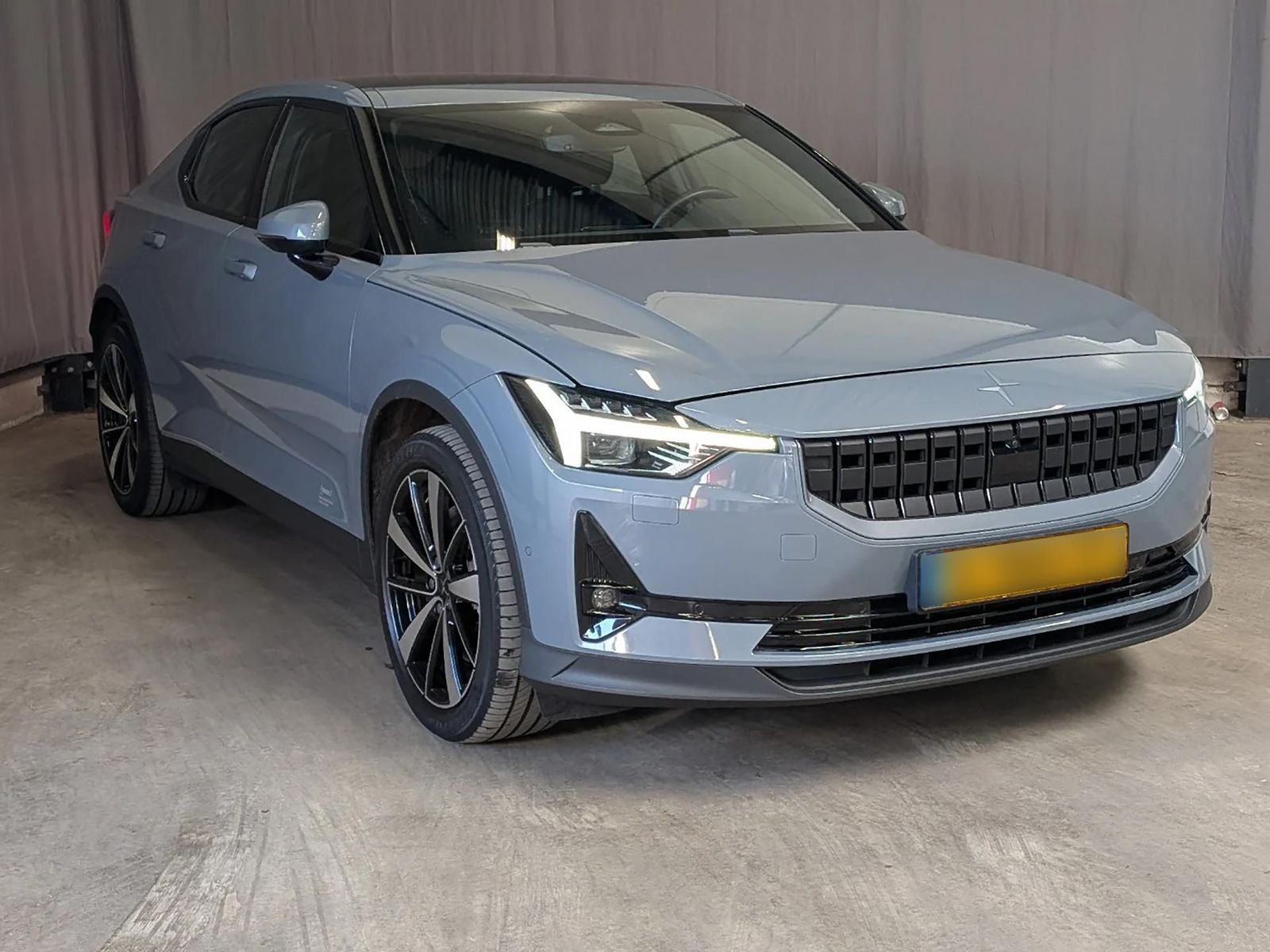 Polestar 2 Dual Motor Launch Edition