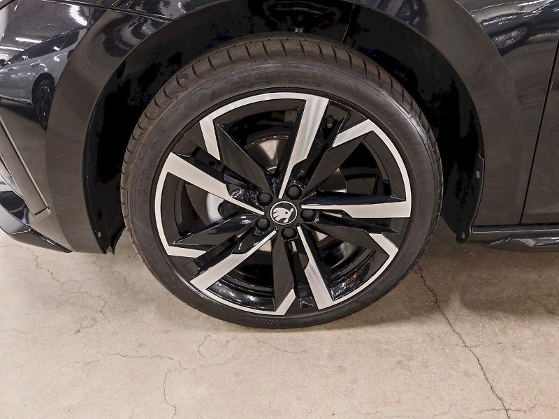 Škoda Scala (2025) 1.5 TSI 110 kW DSG Monte Carlo - fotka 29 z 29