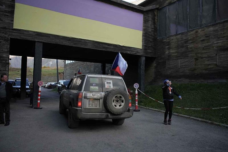 Kladeňačka Lucie Vlachová Halamová s manželem Lukášem absolvovala Rally Adventure Georgie v Gruzii. Skončili druzí!