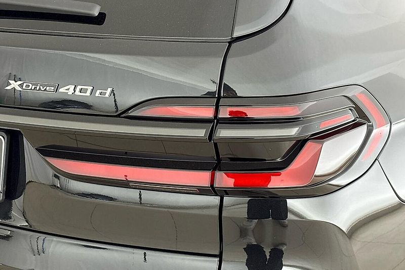 BMW X7 xDrive40d - fotka 5 z 30