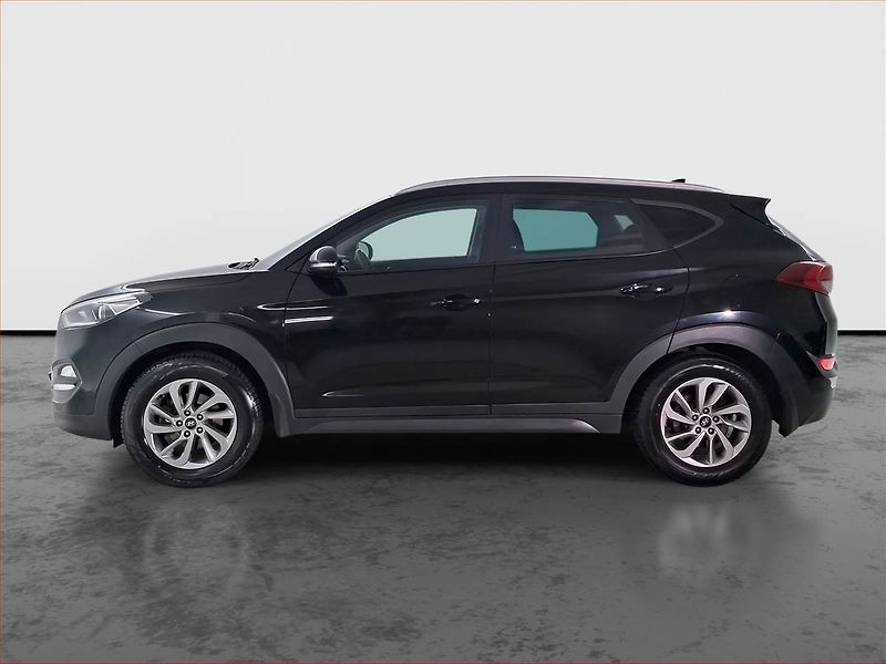 Hyundai Tucson (2016) Trikolor 1.7 CRDi, Serv.kniha - fotka 3 z 22