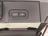 Volvo V90 CC B4 AWD MOMENTUM REZERVACE - náhled 33