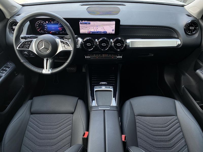 Mercedes-Benz GLB GLB 220 4M Advanced - fotka 12 z 28