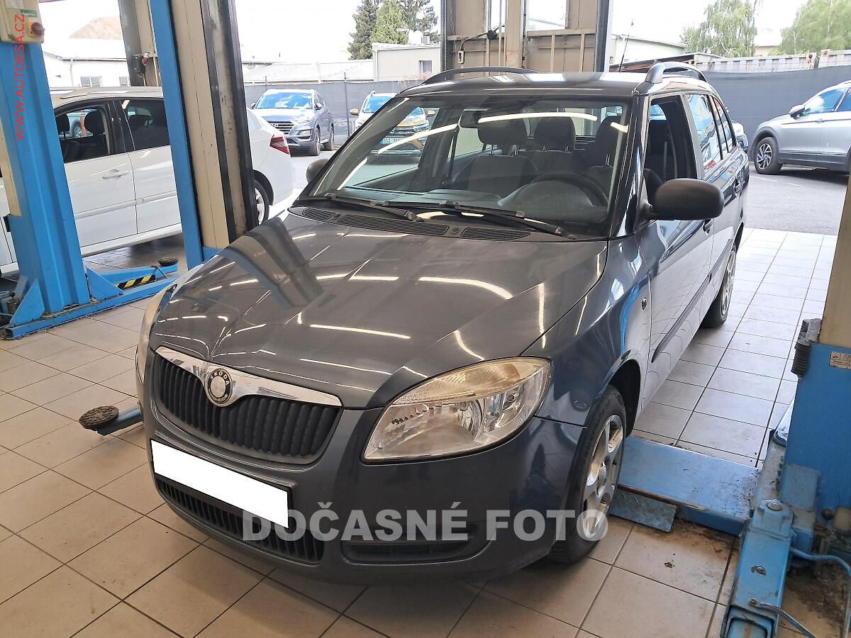 Škoda Fabia 1.2i, AC, park.kamera
