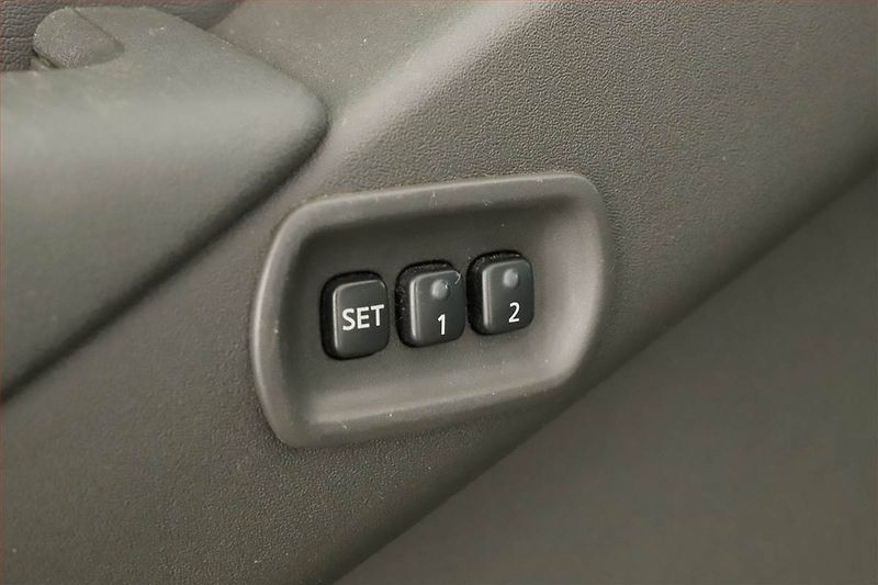 Nissan Pathfinder (2008) 2.5 dCi, 4X4, Tempomat - fotka 10 z 20