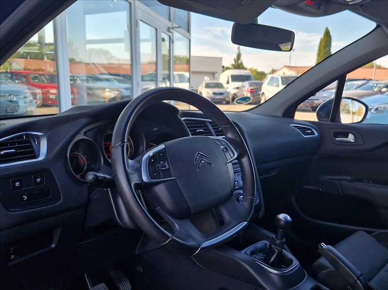 Citroën C4 1,4 i AC SENZORY+SADA ZIM.KOL - fotka 18 z 30