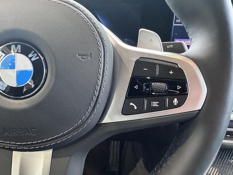 BMW X6 xDrive30d M-Sport - fotka 18 z 31