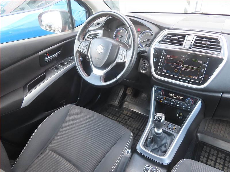 Suzuki SX4 S-Cross (2017) 1.4 BoosterJet, 4X4 - fotka 7 z 22