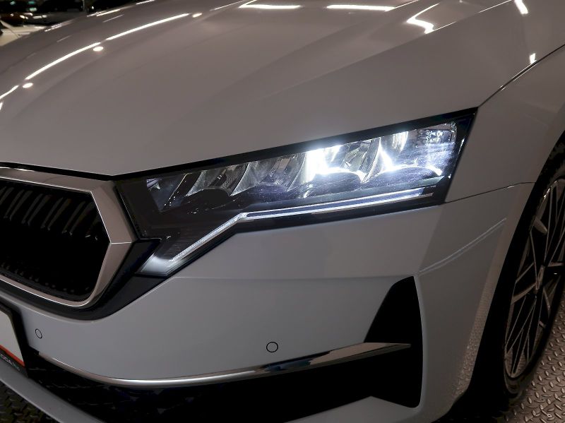 Škoda Octavia (2024) TOP SELECTION 1.5TSI 110KW - fotka 10 z 37