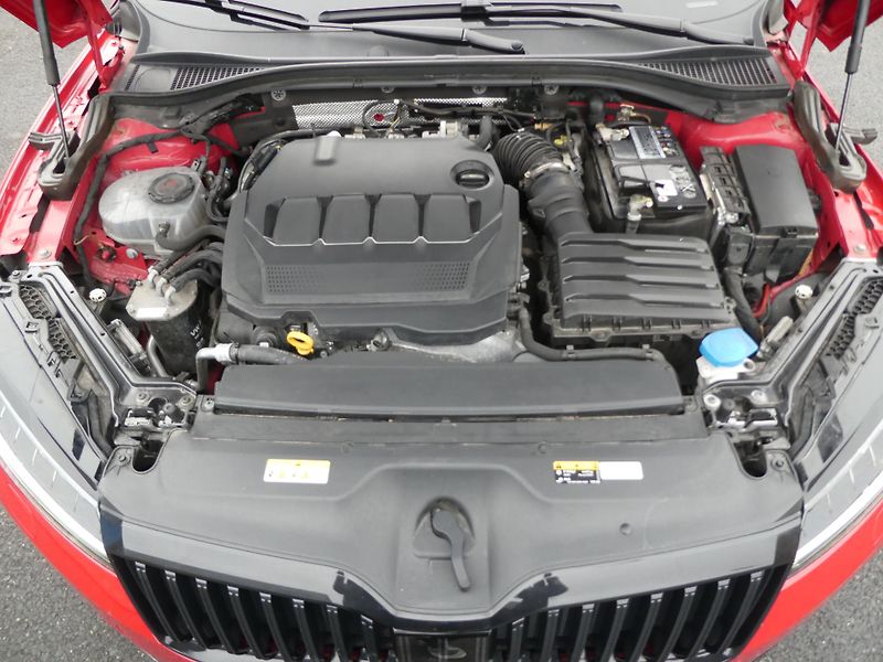 Škoda Superb Kombi 2,0TDi 147kW SPORTLINE - fotka 8 z 15