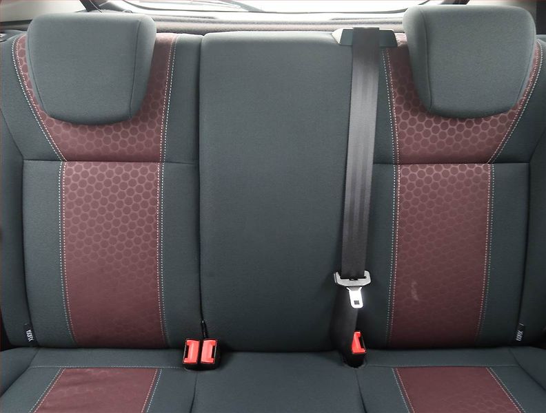 Ford Fiesta (2008) 1.6 Ti-VCT, Serv.kniha - fotka 10 z 18