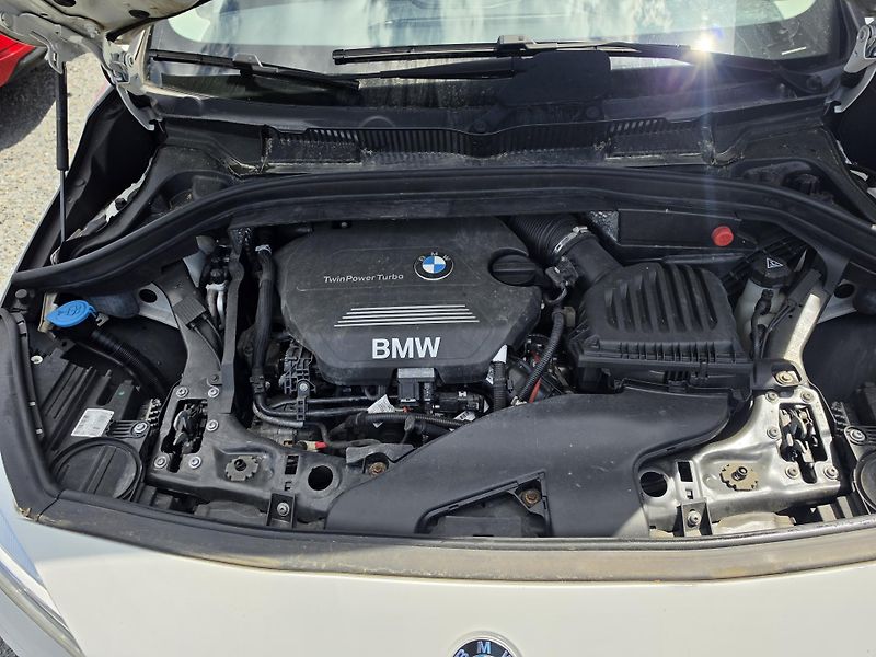 BMW Řada 2 218 D 110KW Panorama Led Navi  - fotka 17 z 17