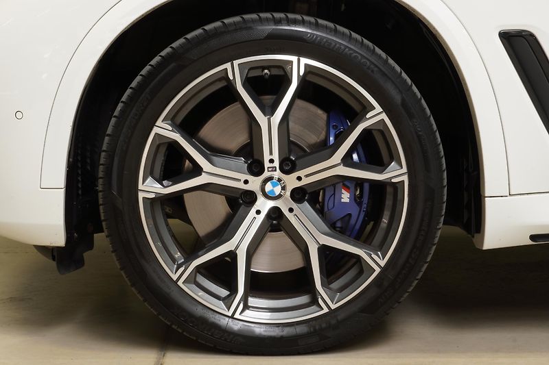 BMW X5 Xdrive30d,M-paket,DPH,HUD - fotka 13 z 42
