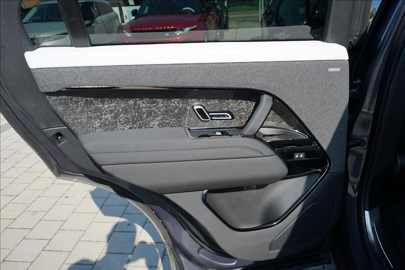 Land Rover Range Rover Sport 4,4 P530 First Edt,ČR,1maj,DPH - fotka 17 z 42