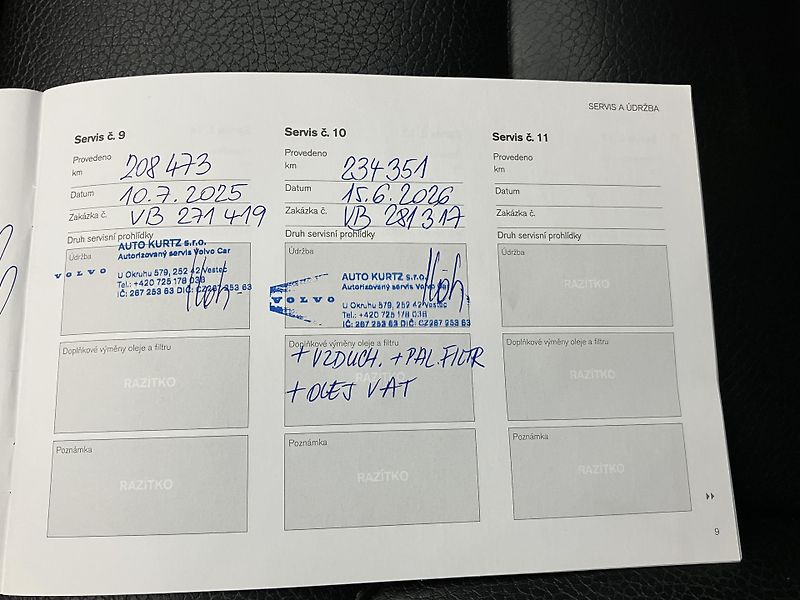 Volvo XC90 D5 AWD Momentum AT8, ČR - fotka 49 z 50