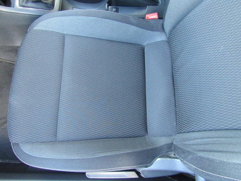 Škoda Rapid (2015) 1.2 TSI 77kW  TOP QUALITY - fotka 20 z 37