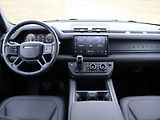 Land Rover Defender 5,0 110 P425 X-DYNAMIC CZ DPH - náhled 32