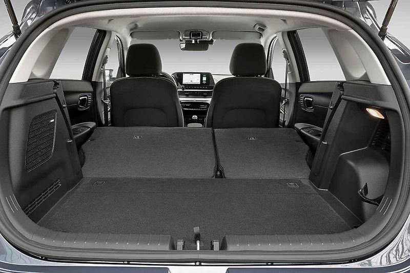 Na kvalitním německém asfaltu nabízí nový Hyundai i20 příjemné svezení