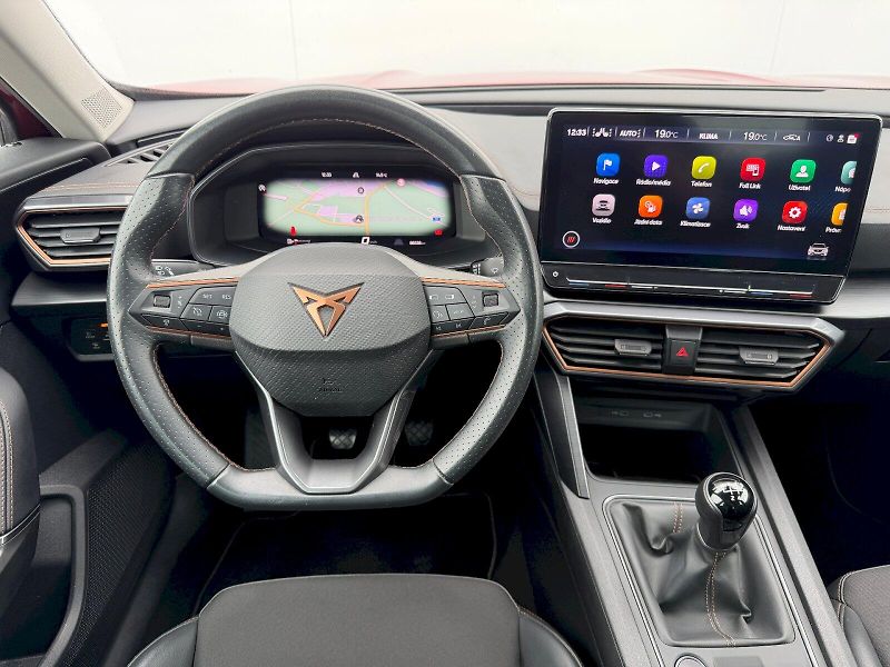 Cupra Formentor (2023) 1.5 TSI 110kW - fotka 8 z 35