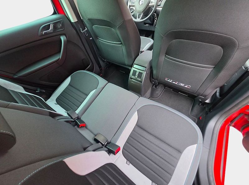 Škoda Yeti 1.4TSI 110KW JOY 4X4 - fotka 22 z 24