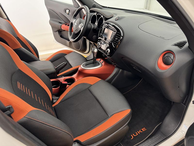 Nissan Juke 1.6i*83kw*AUT*CZ*1-MAJ*DPH* - fotka 16 z 32