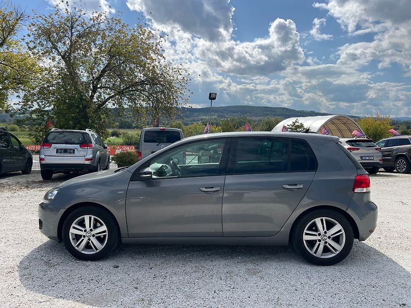 Volkswagen Golf 1.4 16V - fotka 4 z 15
