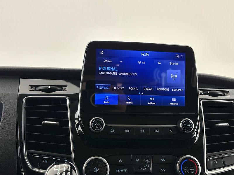 Ford Tourneo Custom TitaniumL2 - fotka 12 z 27
