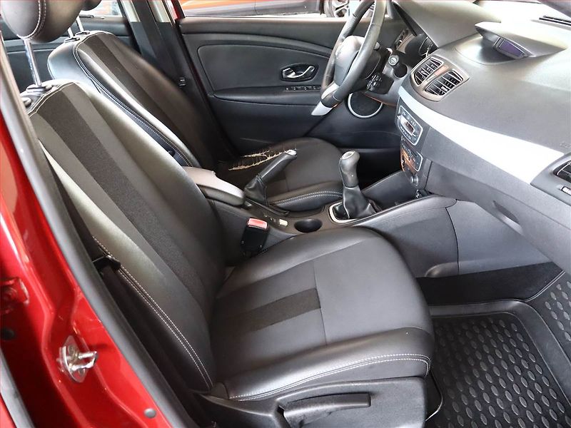 Renault Fluence (2012) 1.6 16V, LPG, ČR,1.maj, po STK - fotka 7 z 11