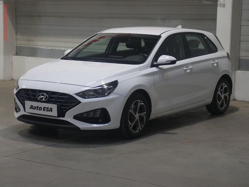 Hyundai i30 (2020) 1.0T-GDi, ČR, AC, temp - fotka 3 z 17