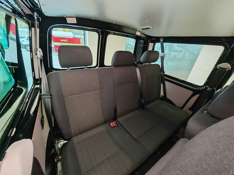 Volkswagen Transporter 2,0Tdi Man , 8míst - fotka 14 z 28