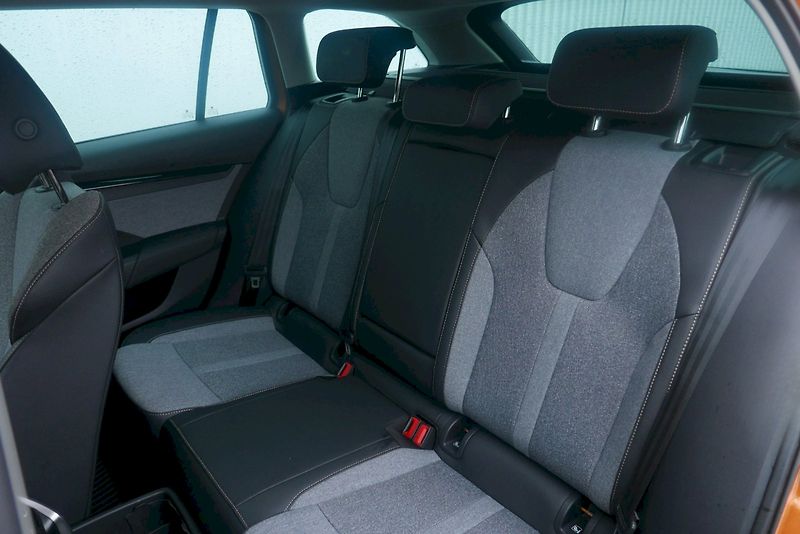 Škoda Octavia (2024) 1.5 TSI 110kW DSG 7° Top Selec - fotka 28 z 35