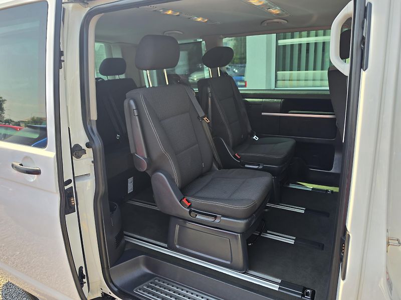 Volkswagen Multivan 2.0 TDI 103kw 7 Míst  TZ  - fotka 15 z 37