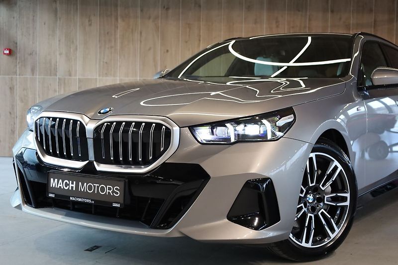 BMW Řada 5 540d xDrive, Bowers, Ventilace - fotka 8 z 34