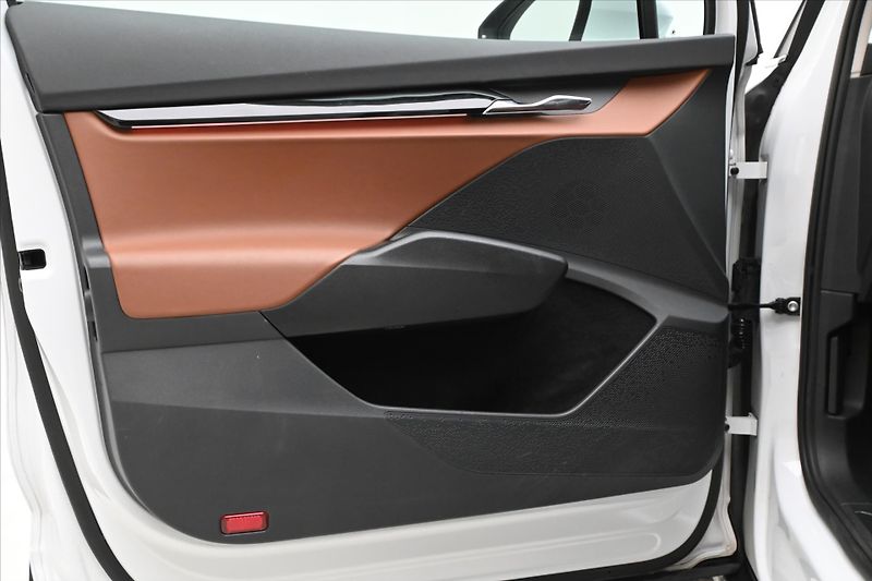 Škoda Enyaq iV 80 150kW 77kWh SOH 92% Záru - fotka 20 z 24